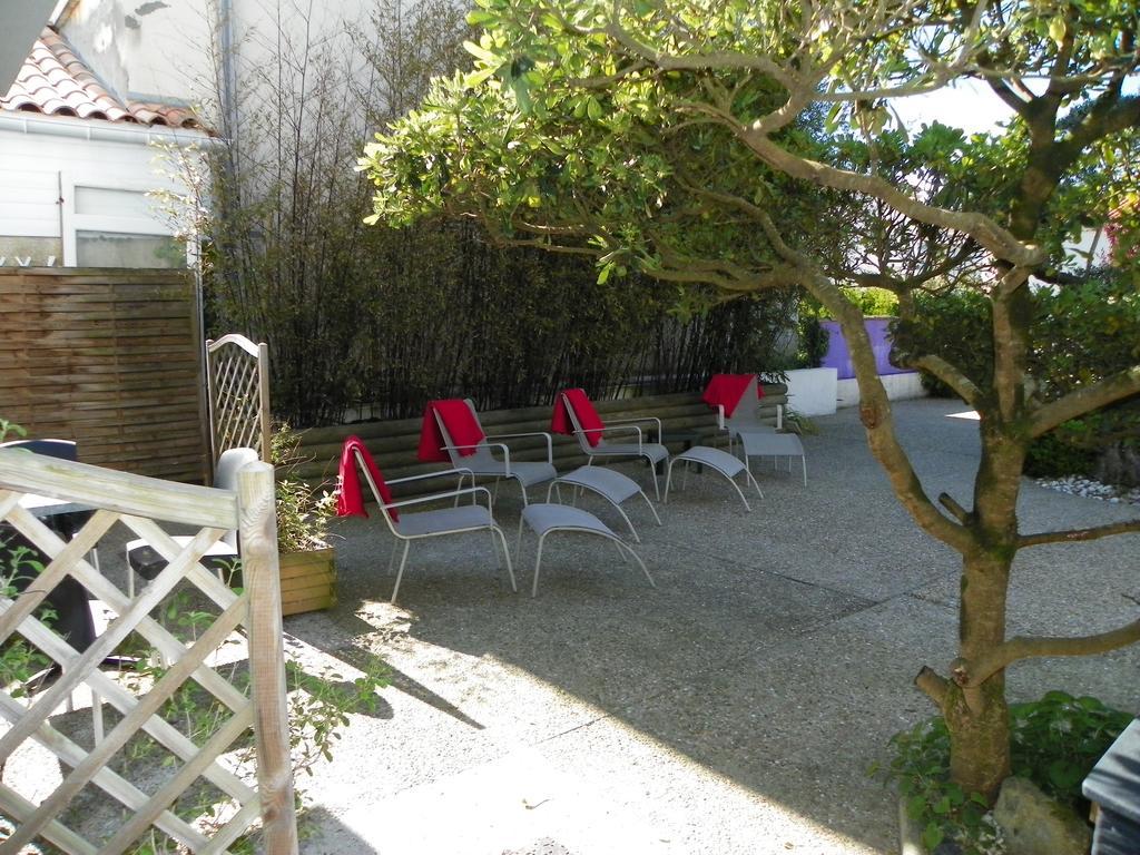 Hotel Colinette Saint-Georges-de-Didonne Exterior foto