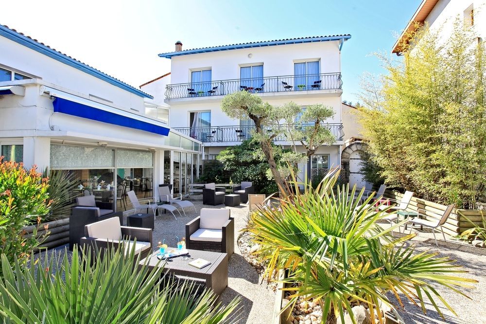 Hotel Colinette Saint-Georges-de-Didonne Exterior foto